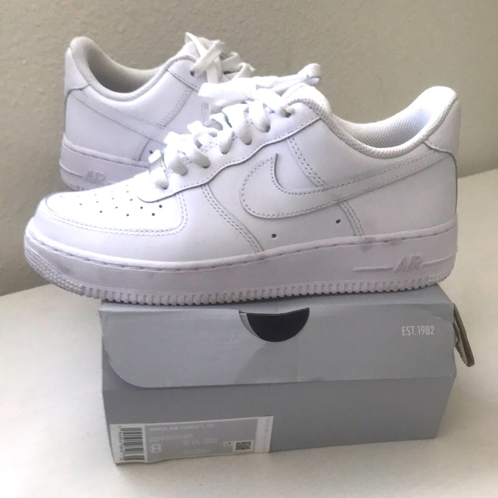 Air Force 1 woman’s size 8